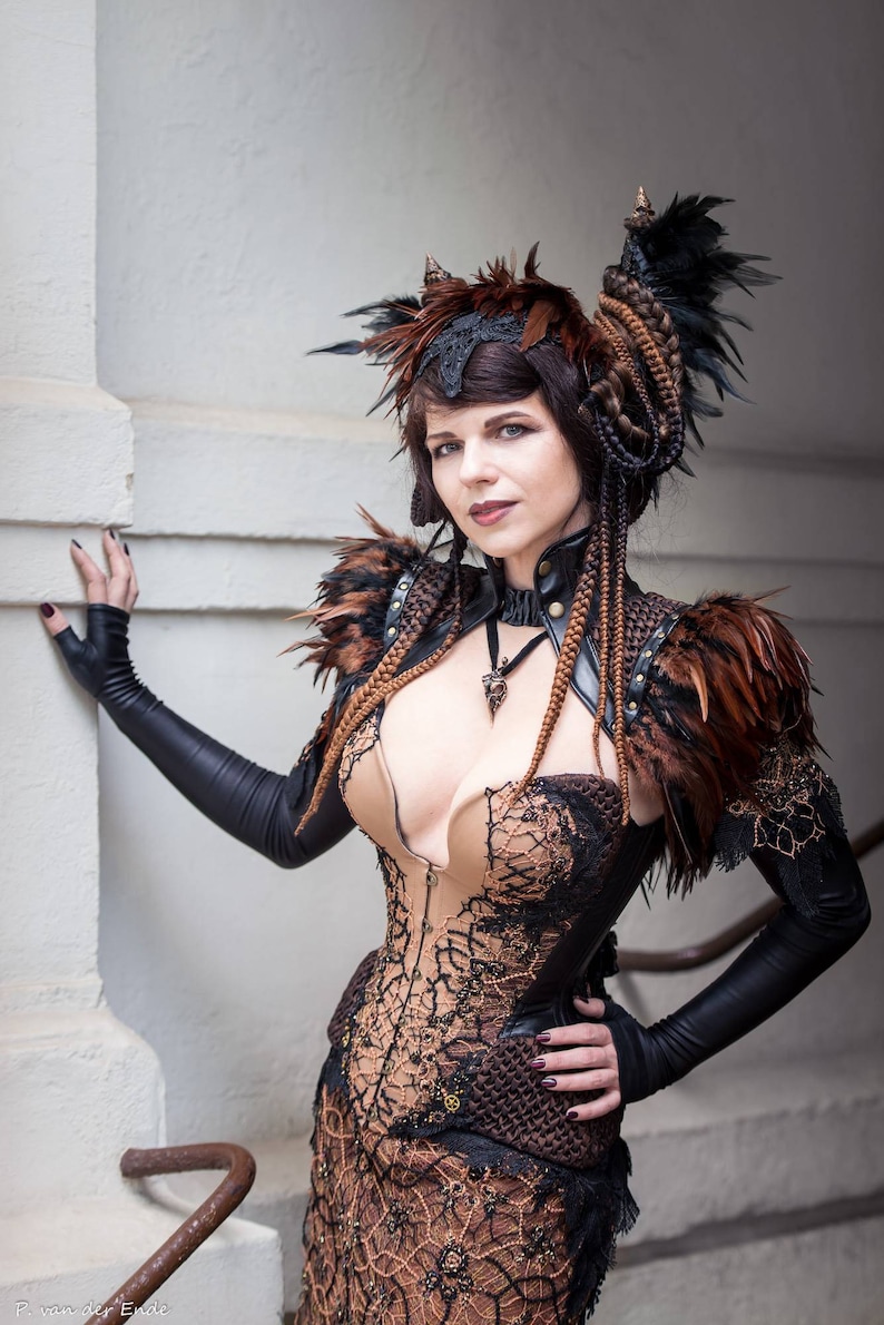 Couture gothic costume, Horned costume with feather bolero, skirt and cupped corset, Harpy Sirin demon look image 7