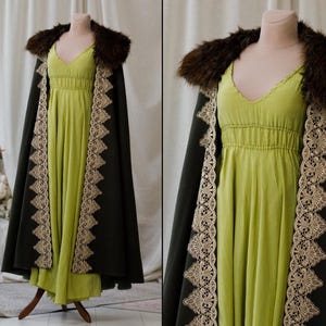 Ready to Ship! Green Wool Cloak with Detachable Fur Collar, Long wool cloak with hood, Fantasy medieval cloak, Hooded cape, LARP costume