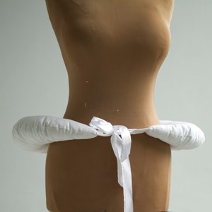 Elizabethan and Tudor Bum roll, accessory for a historical costume, Renaissance bum pad