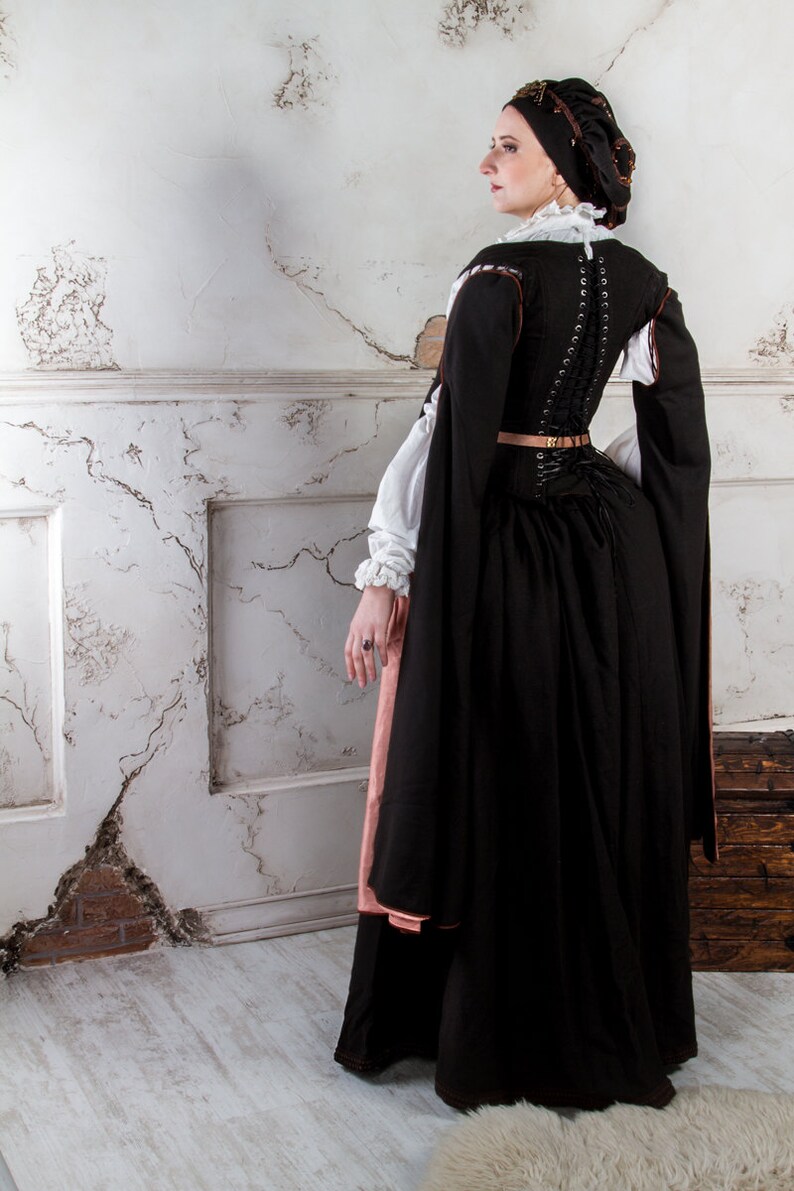 Cocoa Brown Renaissance Dress Spanish Renaissance Gown Etsy