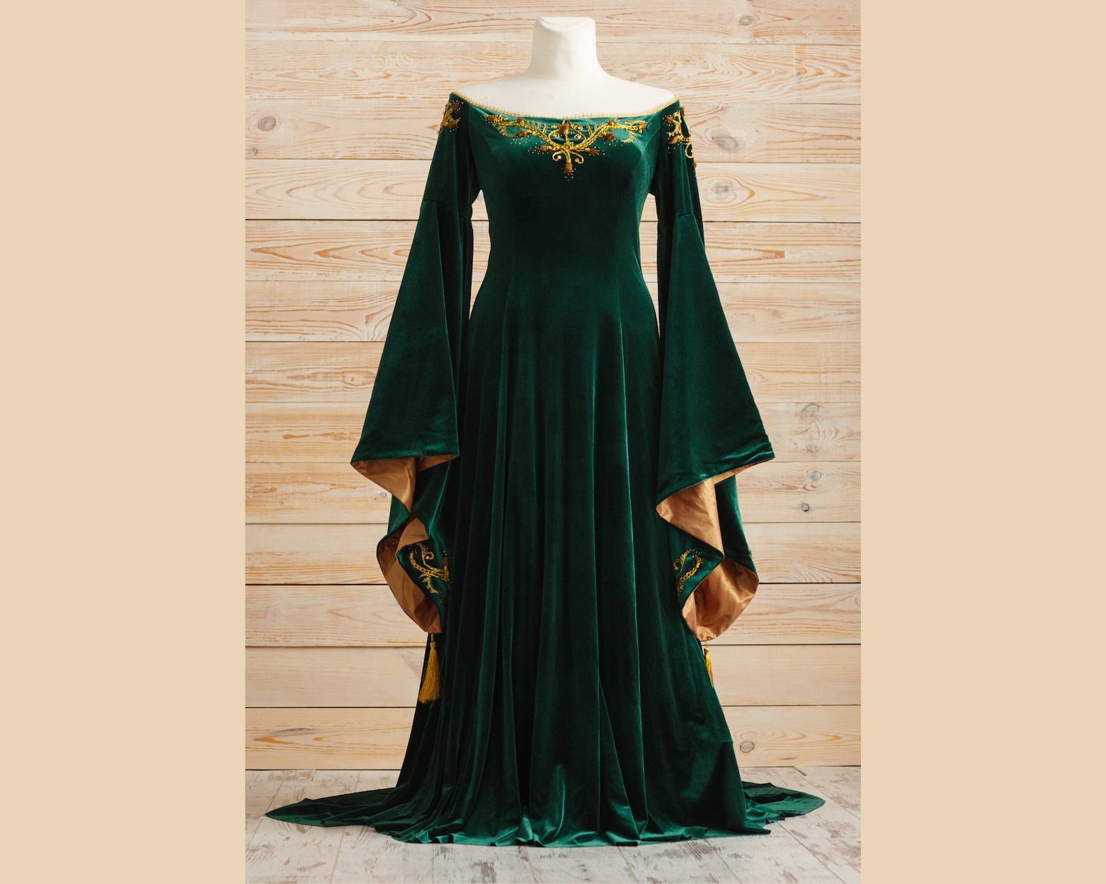 Green Velvet Elven Dress Fantasy Dress Fairy Wedding Dress | Etsy UK