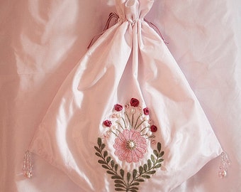 Silk embroidered regency bag, Jane Austen bag, Historical bag, Regency Purse, Drawstring Purse, Victorian Reticule