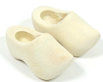 2 Mini Wooden Shoes Small Doll Shoes 30mm or 40mm Fairy Garden Mini Garden Mini Shoes Miniature Shoes