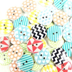 10 Vintage Colorful Rainbow Button Mix Buttons 15mm 1.5cm Unique Buttons