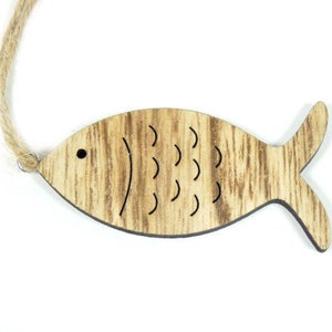 2 Brown Laser cut Wooden Fish Craft Fish Plastic Seahorse Scrapbook Embellishments Craft Supply Wedding Supplies