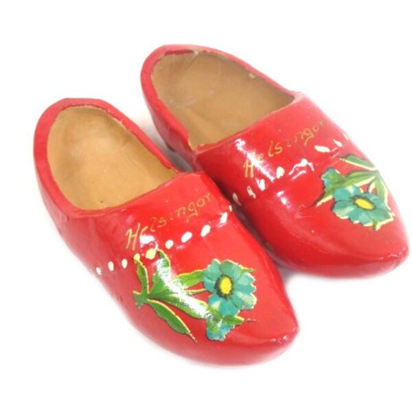 Red Vintage Ceramic Doll Shoes Scandinavian Gnome Shoes Rustic Wooden Gnome Shoes Fairy Shoes Fairy Garden Shoes Doll Shoes Doll Supplies