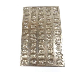 Large XL Antique Metal Animal Chocolate Mold Chocolate Animal Mold made in Holland Candy Shop Bonbon Mold Turtle Pig Cat Elephant Monkey