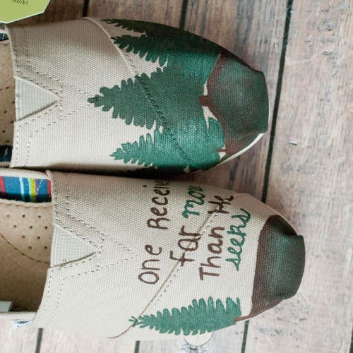 Hand Painted shops Pine Tree Women's Toms
