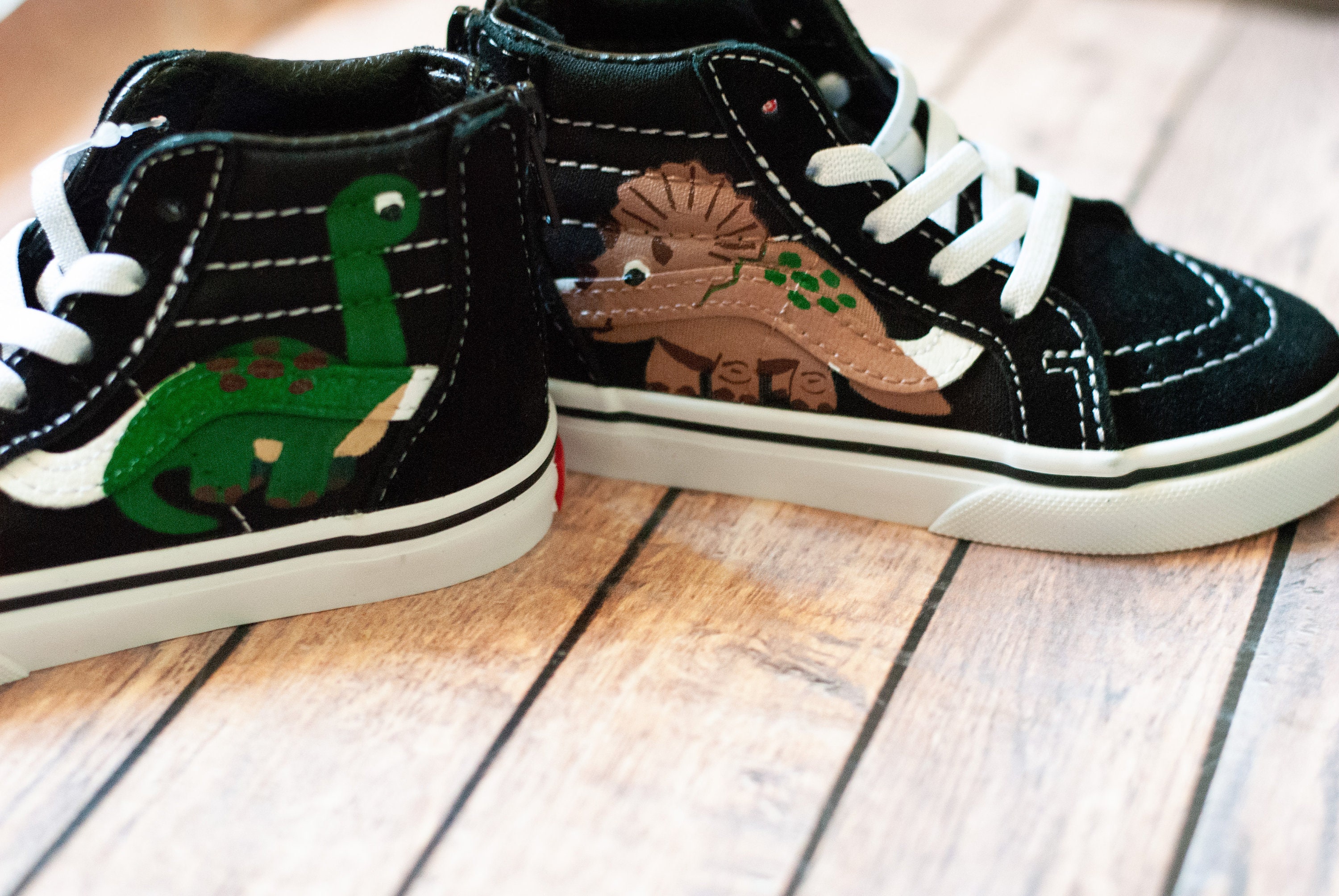 Dinosaur vans womens cheap