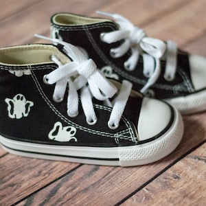 Hand Painted Ghost Converse | Custom Ghost Converse | Halloween Ghose Converse
