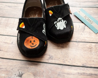 Halloween Hand Painted Toms