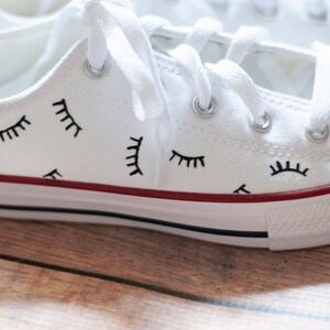 Hand Painted Eye Lash Converse | Custom Lash Low Top Converse