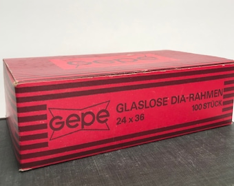 GEPE glassless grey /white slide mounts made in Sweden 24 x 36 glassless DIA- RAHMAN new old stockquality 35mm slide mounts plastic mounts