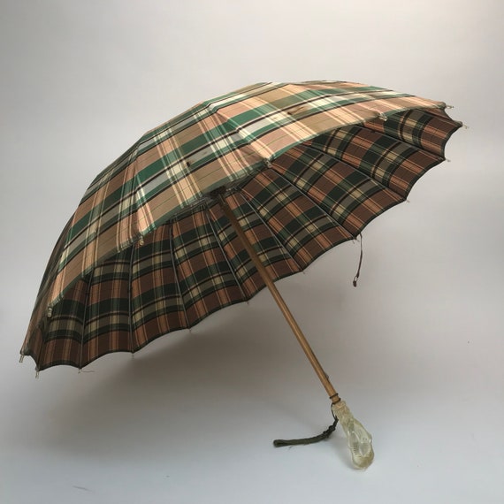 Green Tan White plaid parasol umbrella vintage 30