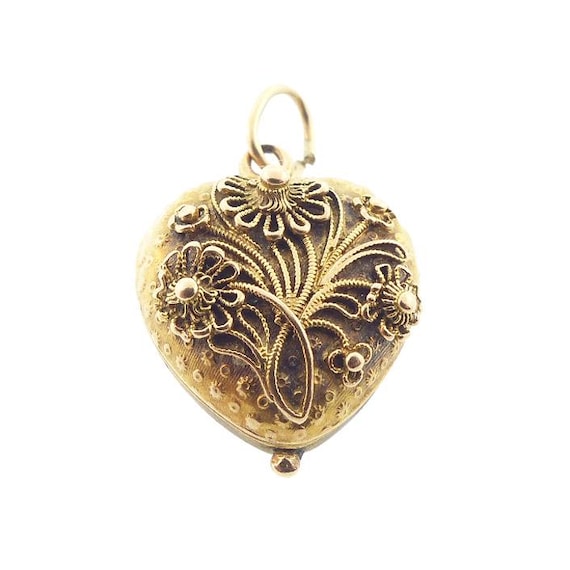 Georgian 15K Gold Cannetille Heart Locket