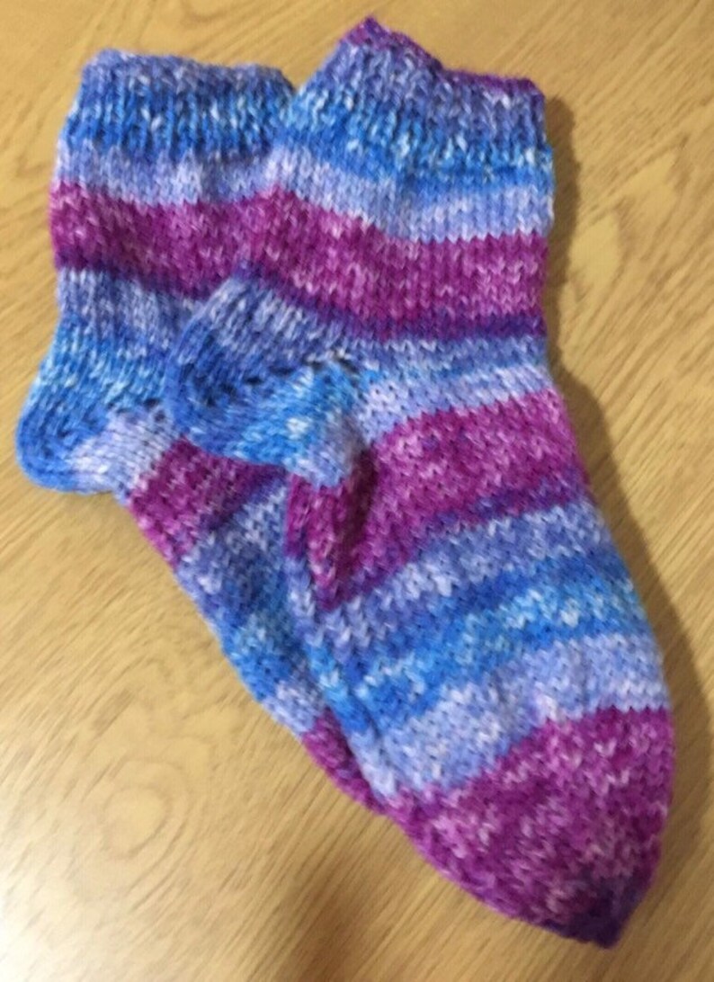 Mens and Women/'s socks