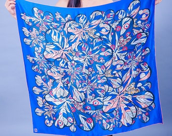 Ladies Blue Floral Scarf