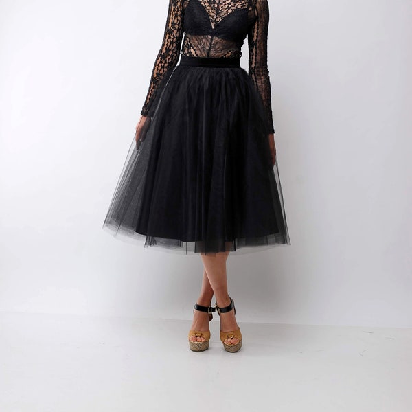 Jupe tulle longueur thé avec poches/ jupe de fête/ jupe de mariage/ jupe tulle de qualité/ jupe tulle noire avec poches