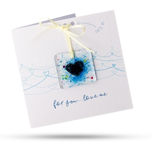 Para ti, ámame (azul) - Tarjeta de felicitación con regalo de vidrio fundido adjunto