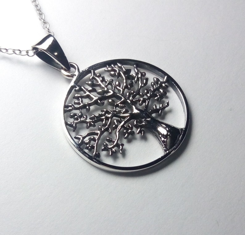High Quality 925 Sterling Silver Tree of Life Pendant Necklace Eye Catching Sterling Silver Necklace Great Love Gift