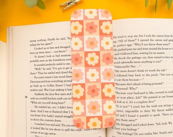 Pink Daisy Pattern - Bookmark | Digital Art, Illustration, Books, reading, kawaii, Stationery, yarn, cottagecore, knitting, cat
