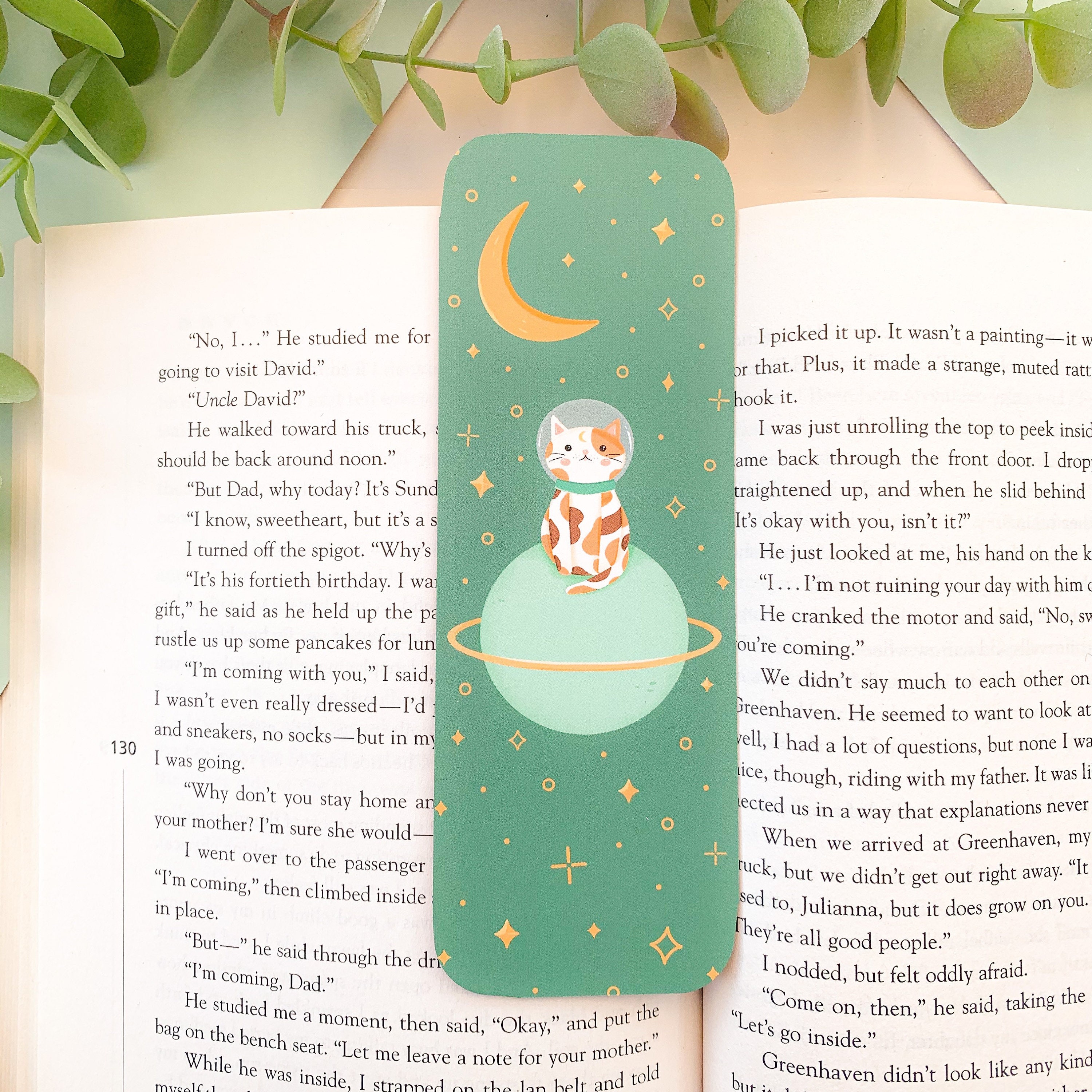 Brûlée the Space Cat - Bookmark | Digital Art, Illustration, Books, reading, kawaii, Stationery, plants, cottagecore, cats, planet, stars
