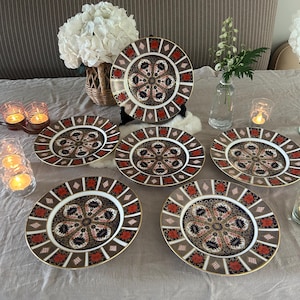 Royal Crown Derby Gamla Imari 6x middagstallrikar diameter 27 cm i nyskick.