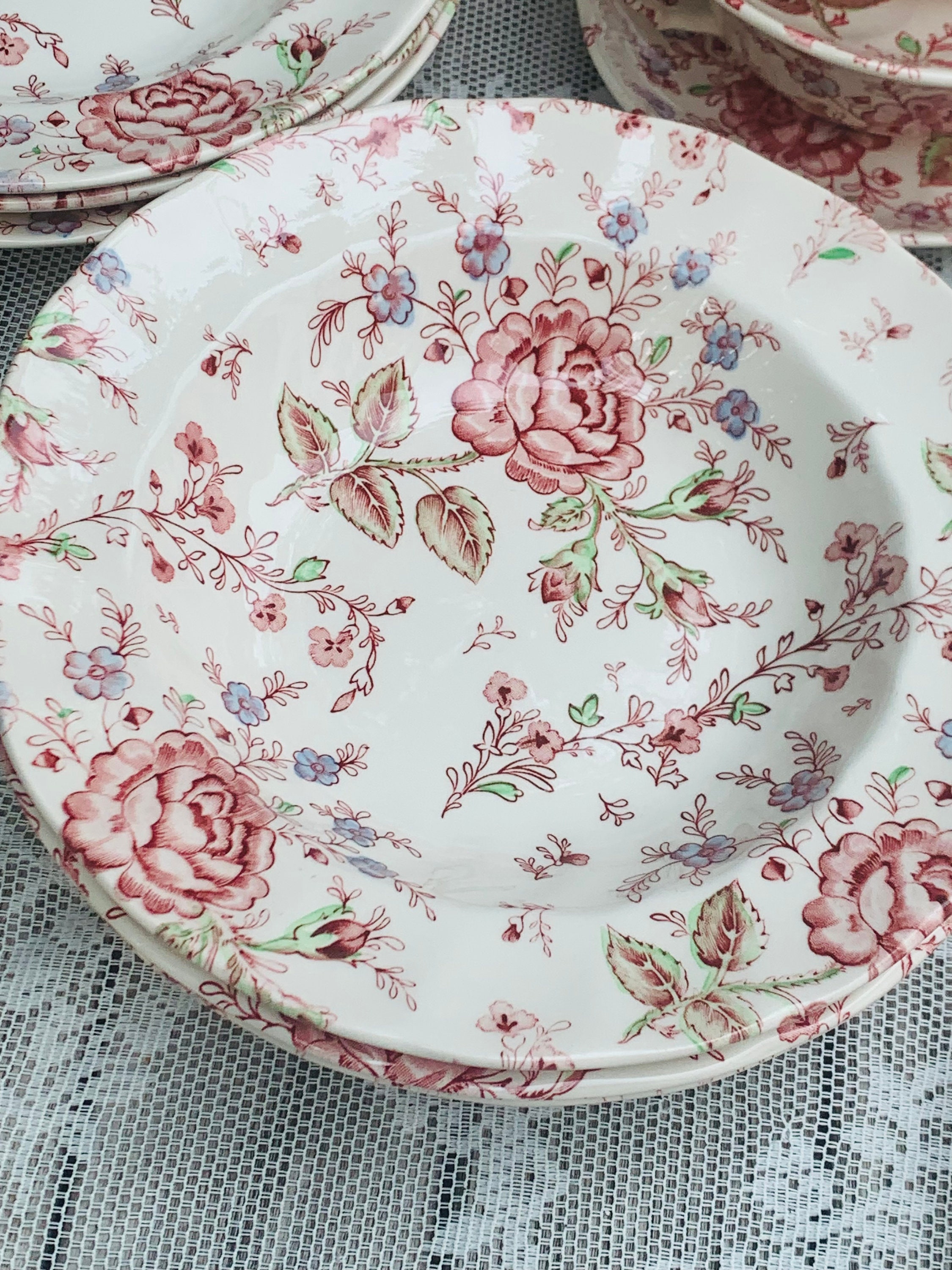 Rose Chintz Johnson Bros Dinner Service for 4/5 People Vintage. Etsy
