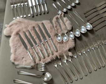 8 cuillères à soupe en métal argenté Christofle modèle Marly