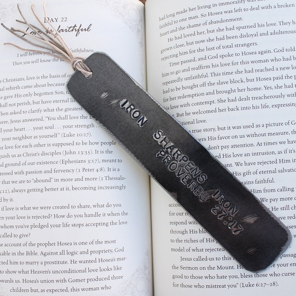 Bookish 6th Anniversary gift, personalized Metal book mark, Iron bookmark, 6 year anniversary, sixth anniversary, book nook,book lovers gift