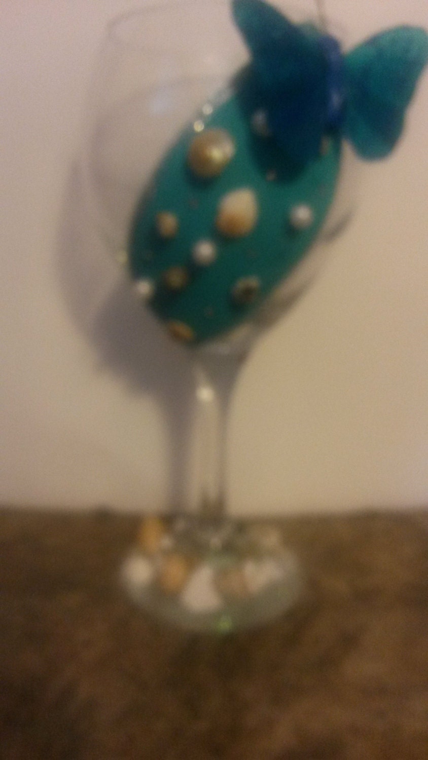 Beach Themed Hand Painted Wine Glass Hand Painted Glassware Etsy