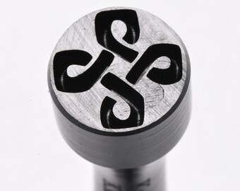 KSm-043D Medium Acrylstempel - Keltisches Knotenkreuz
