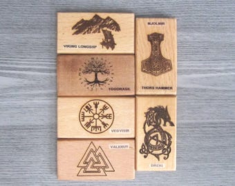 Mens Leather Wallet w/ Choice of Norse Mythology Images (Thor's Hammer Mjolnir, Vegvisir, Yggdrsasil, Valknut, Dreki, Viking Longship) *Gift