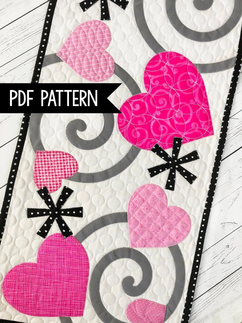 Valentine's Table Runner Quilt Pattern PDF Download - Etsy