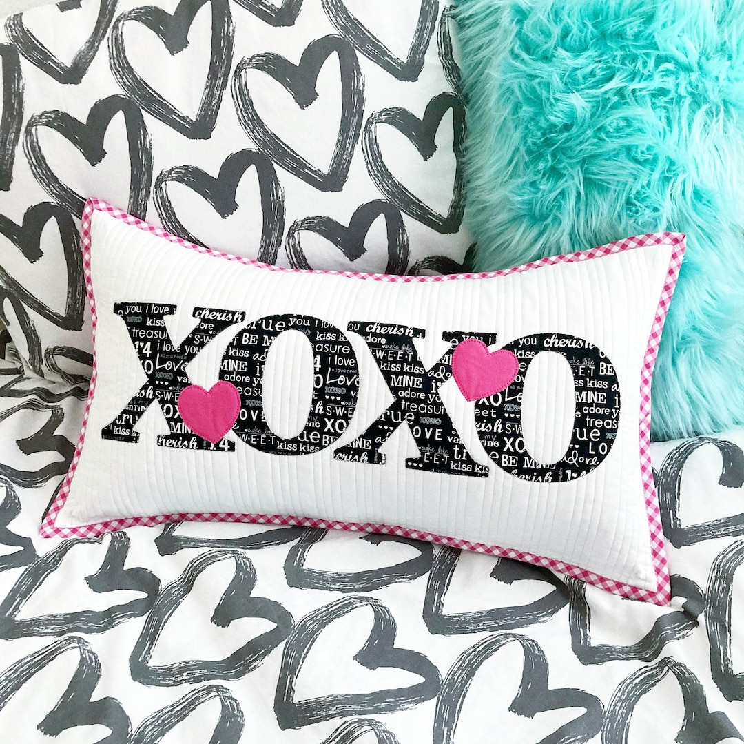XOXO Quilted Pillow Pattern - PDF Download - Etsy
