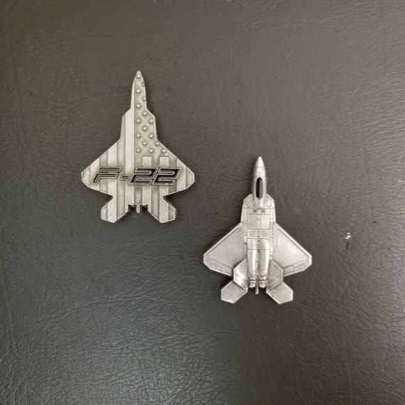 F-22 (ラプター)戦闘機 いちじるしい キーホルダー F-22 (ラプター)戦闘機 いちじるしい キーホルダー