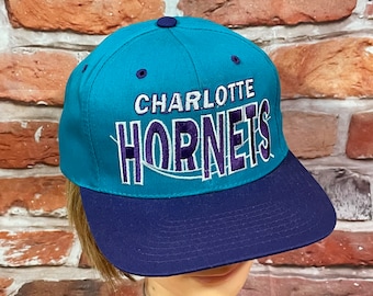 Vintage Charlotte Hornets NBA Snapback Hat