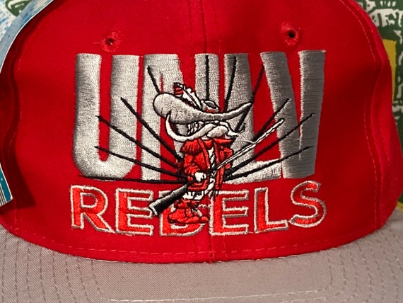 Vintage deadstock w tags UNLV Runnin Rebels snapback hat - 80s 90s 