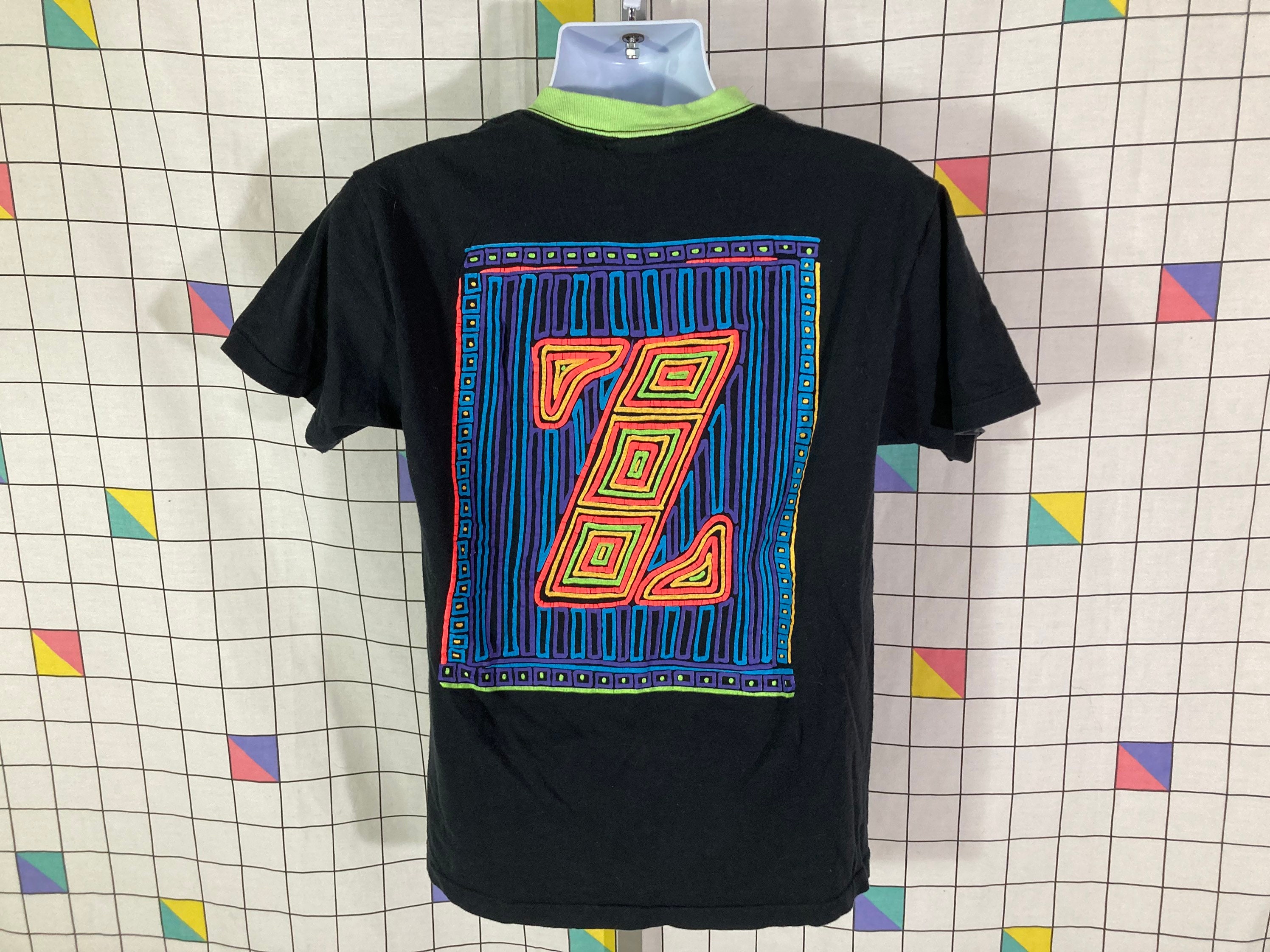 Vintage 80s Jimmyz Textured Neon Print Single Stitch Noen Vintage 80s Jimmyz Textured Neon Print Single Stitch Noen