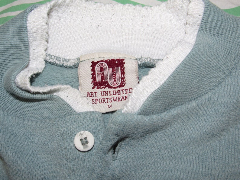 sz M Beautiful ART UNLIMITED all over print Alaska flowers and nature sweatshirt totally cute