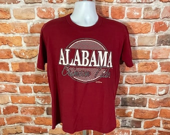 vintage 90s Alabama Crimson Tide tee fits M Russell Athletic