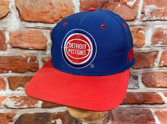 NWOT Vintage DETROIT PISTONS Old Logo Adjustable Snapback Hat Sm/Med By GCC