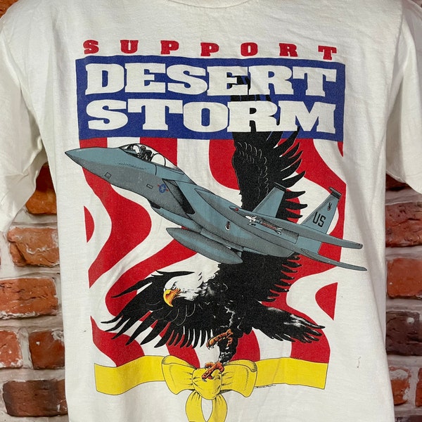 vintage 90s Desert Storm shirt - fits M - bald eagle fighter jet grunge era tee