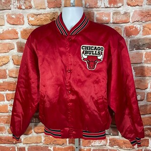 vintage 90s Chicago Bulls Swingster satin bomber jacket - sz XL snap button