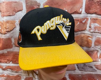 vintage 90s Pittsburgh Penguins Sports Specialties fitted hat size 7 1/4