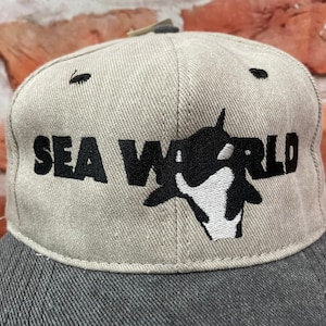 deadstock 90s Sea World snapback hat - Shamu Killer Whale grunge