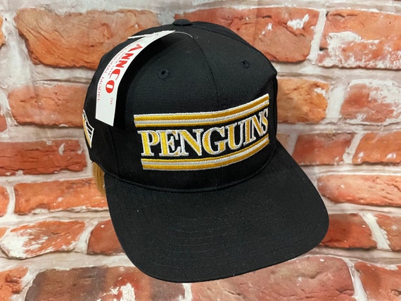 vintage NWT Pittsburgh Penguins Annco bar snapbac… - image 1