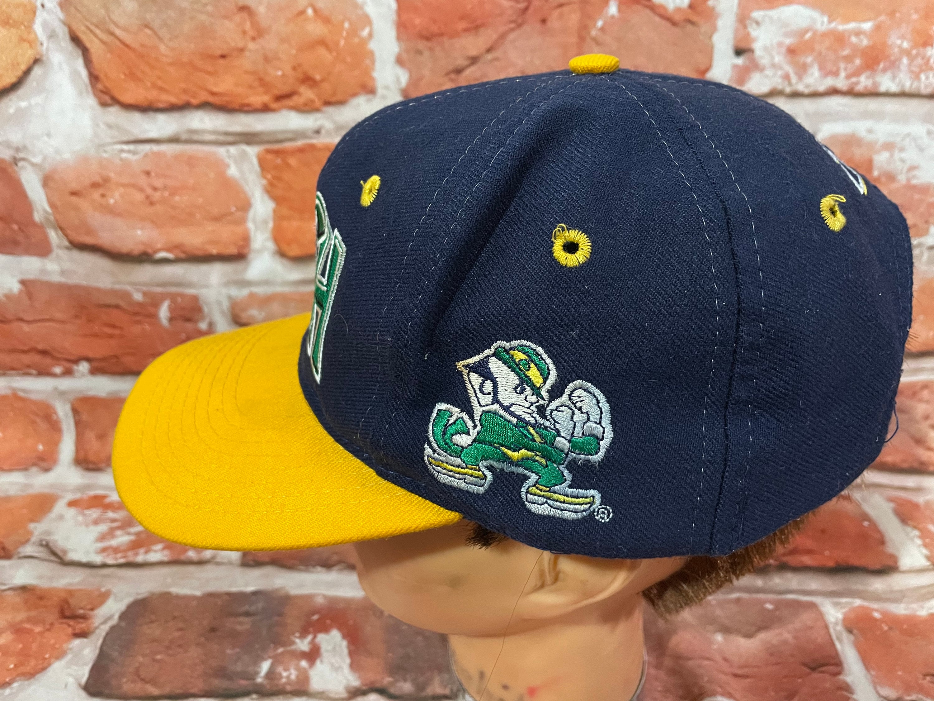 Vintage 90s Notre Dame Top of the World Graffiti Snapback 