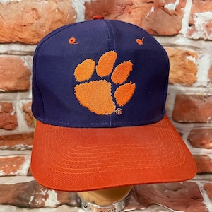 vintage 90s Clemson Tigers snapback paw hat