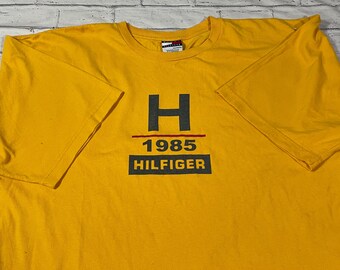 vintage 90s Tommy Hilfiger 1985 yellow shirt - sz 2XL - hip hop streetwear graphic tee